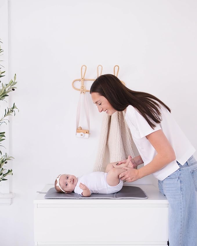 Lily Miles Baby Changing Pad Portable, Diaper Changing Mat with Magnetic Latches, Travel Pad for Diaper Bag, Baby Essentials, Wipeable & Waterproof Mat (Heather Gray, Regular)