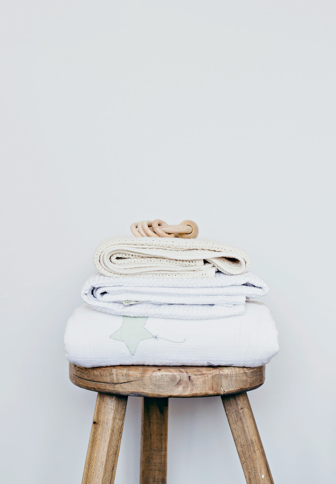 Why Every New Parent Needs the Slowgrow Organic Cotton Swaddle Blanket