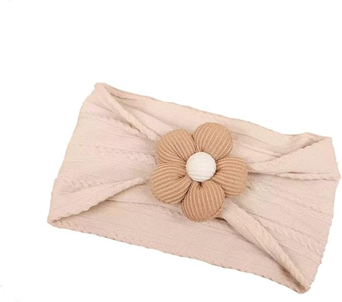 CREVENT Set for Girls -Diaper Caddy Organizer Basket with 2 Blankets, 1 Taggie, 1 Lovey, 3 Socks，1 Headband，1 Gift Bag with Ribbon - Newborn Essential Gift Set (Pink)