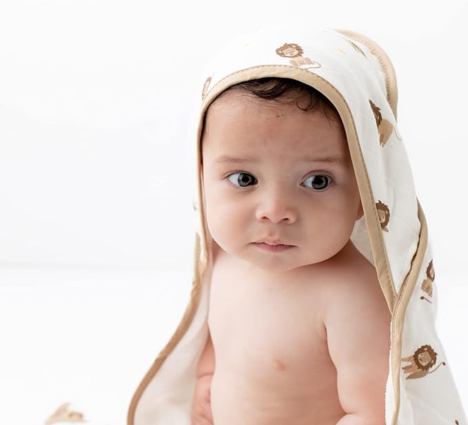 Bamboo Viscose Baby Hooded Towel & Washcloth Set for Babies and Toddlers, Soft & Absorbent, 70% Viscose from Bamboo, 30% Cotton Muslin - Imported (Lion)