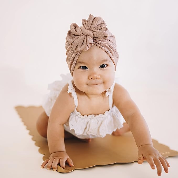 Ava + Oliver Vegan Leather Baby Changing Mat (16 X 30 in) - Multipurpose Wipeable and Portable Diaper Mat - Foldable for Travel (Tan Scallop)