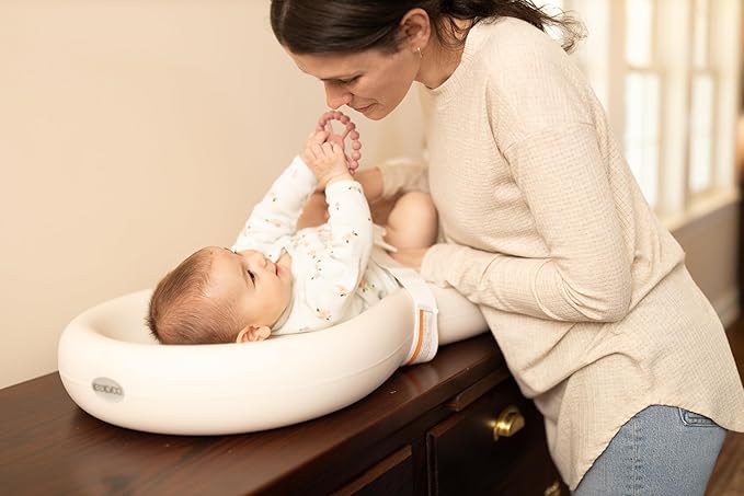 Keekaroo Peanut Changer Baby Vanilla – The Original Made in USA Easy-to-Clean Changing pad and The only Shell Over Foam, Fully Water Repellant, Wipeable Diaper pad, Wipe-Clean Changing pad