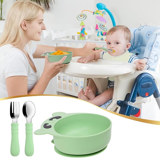 Deluxe Baby Feeding & Mealtime Gift Set – Silicone Feeding Mat, Bibs, Training Cup, Spoon & Fork, Stainless Steel Set, Teethers, Long Sleeve Bib, Toothbrush Kit – in Gift Box